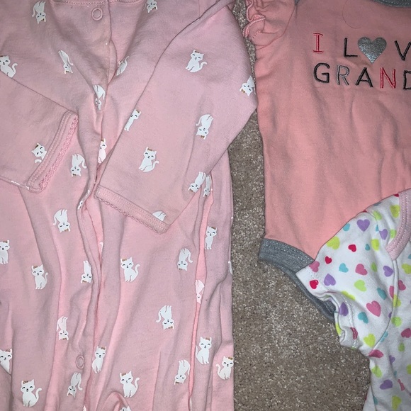 NWOT Bundle of Baby Girl 6-9mo Outfits - Picture 2 of 5